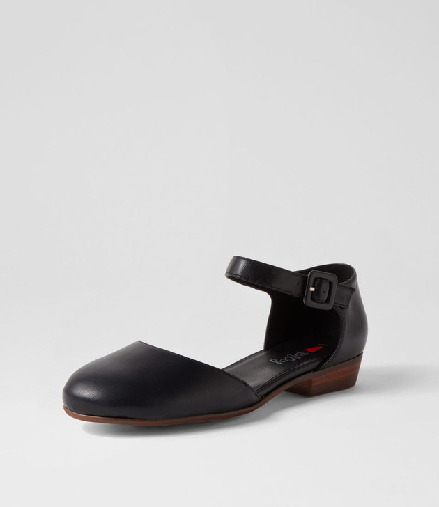 Fulner Black Flat Shoes