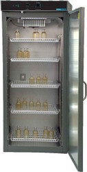 The Low-Down on Three Great Refrigerated Incubator Options