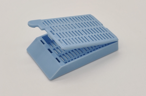 Plastic Biopsy Tissue Cassettes With Attached Lid And 35° Angled Face, Blue