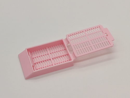 Plastic Biopsy Tissue Cassettes With Detachable Lid, 30° Angled Face, Large Writing Area, Pink