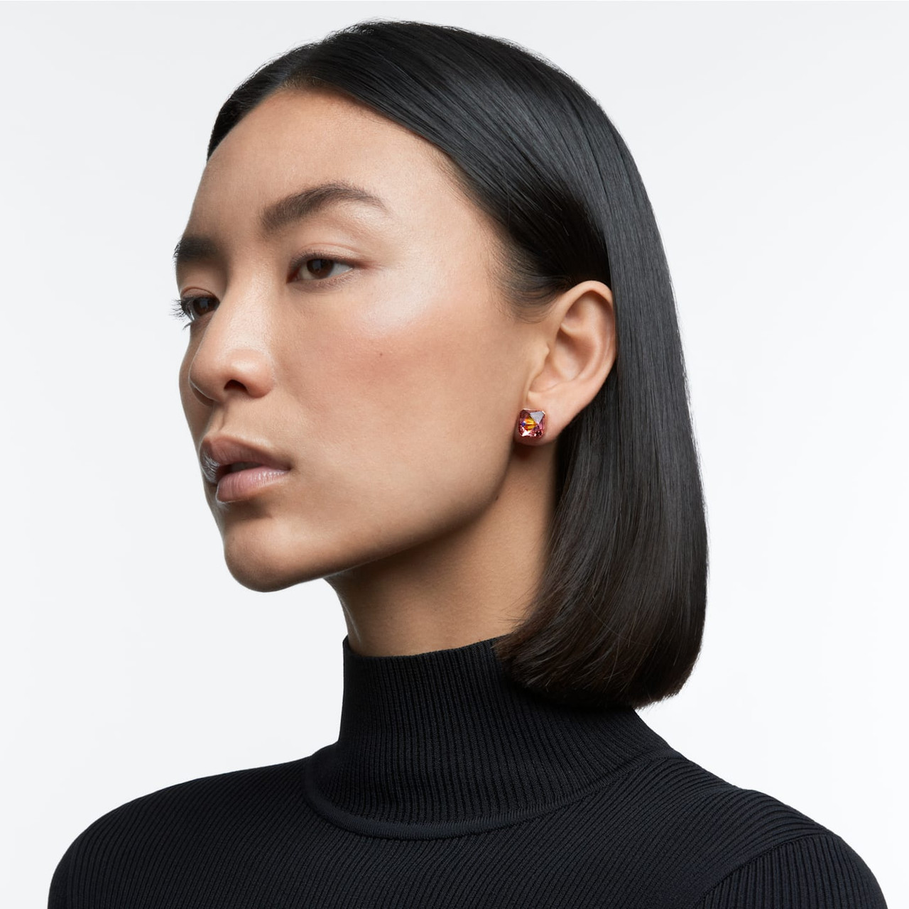【SWAROVSKI】5614062 Ortyx ピアス swarovski-pink-pyramid-cut-