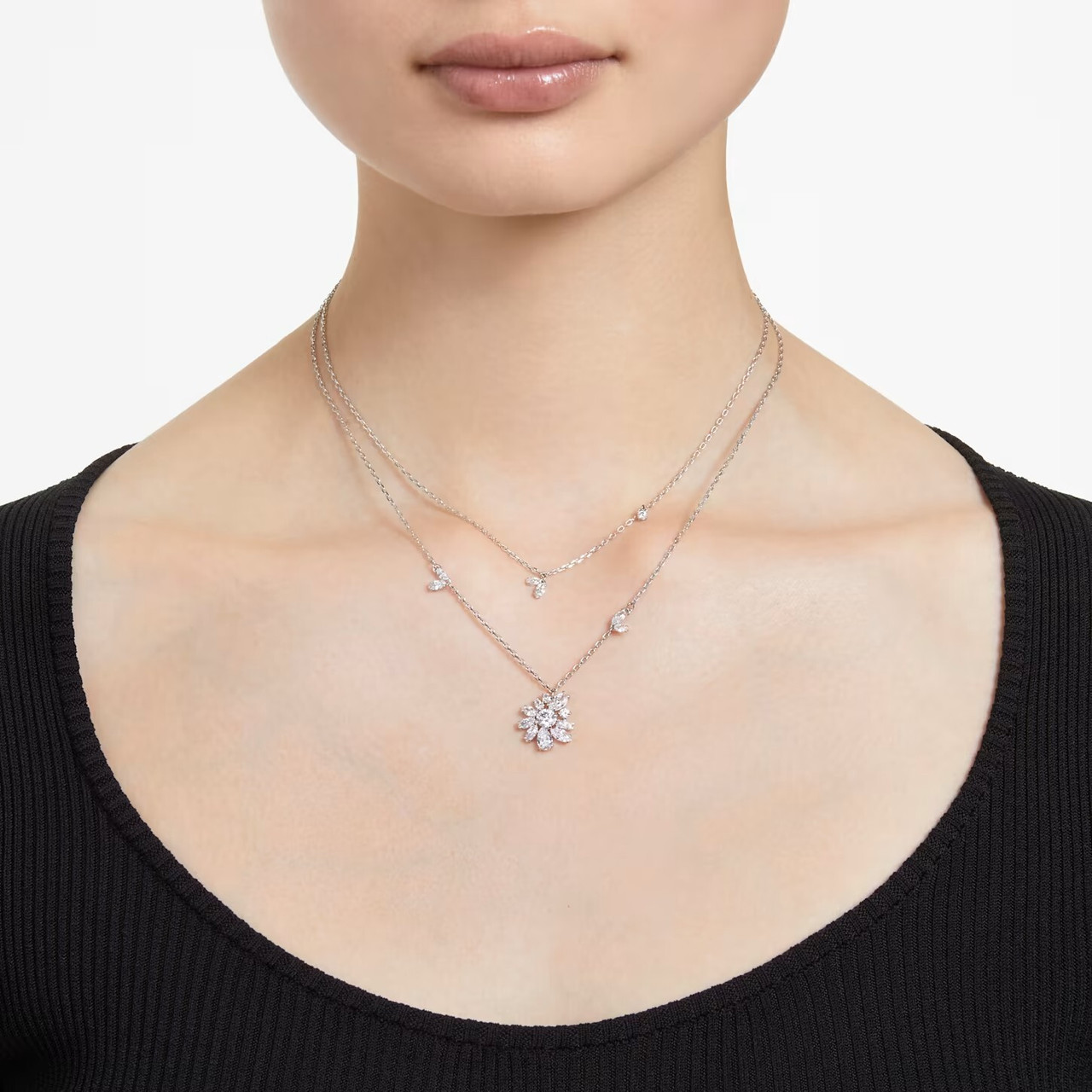 【SWAROVSKI】Gema Layered Rhodium Necklace ★送料関税込★ Swarovski Gema Layered Necklace, Flower, White, Rhodium