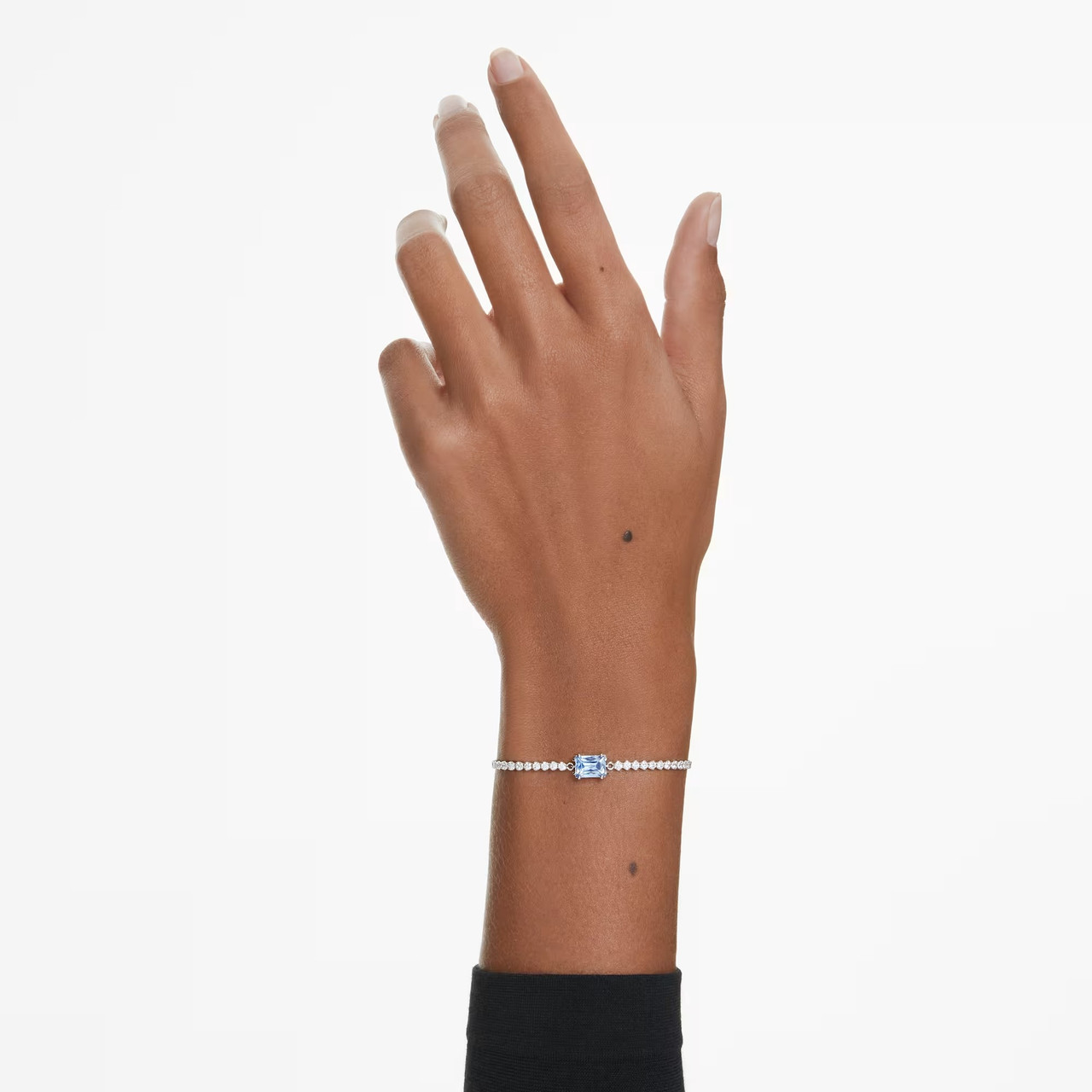 ブレスレット SWAROVSKI Matrix Tennis Blue Rhodium Bracelet M 5693412 Matrix Tennis Bracelet, Mixed Cuts, Blue, Rhodium Plated