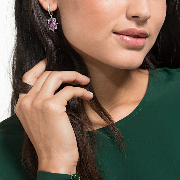 SWAROVSKI　Tarot Magic 2way フープピアス Swarovski Crystal Tarot Magic Hoop Pierced Earrings, Purple, Gold
