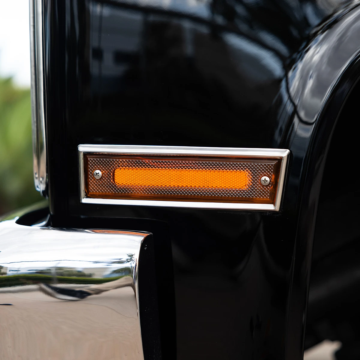 1981-87 Chevy / GMC Truck & 1981-91 Blazer / Suburban, 8 Amber LED Dual Function Side Marker With SS Trim - LH