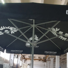 Market umbrella