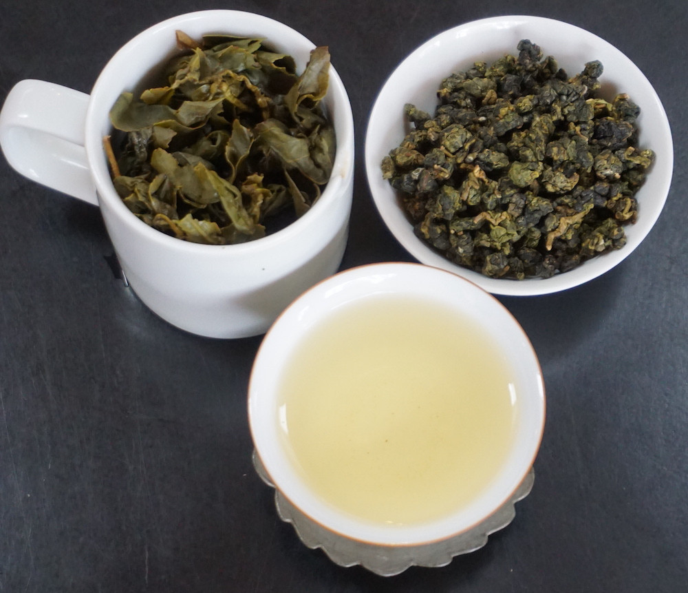 big leaf golden lily Taiwan Oolong tea brewed and leaff
