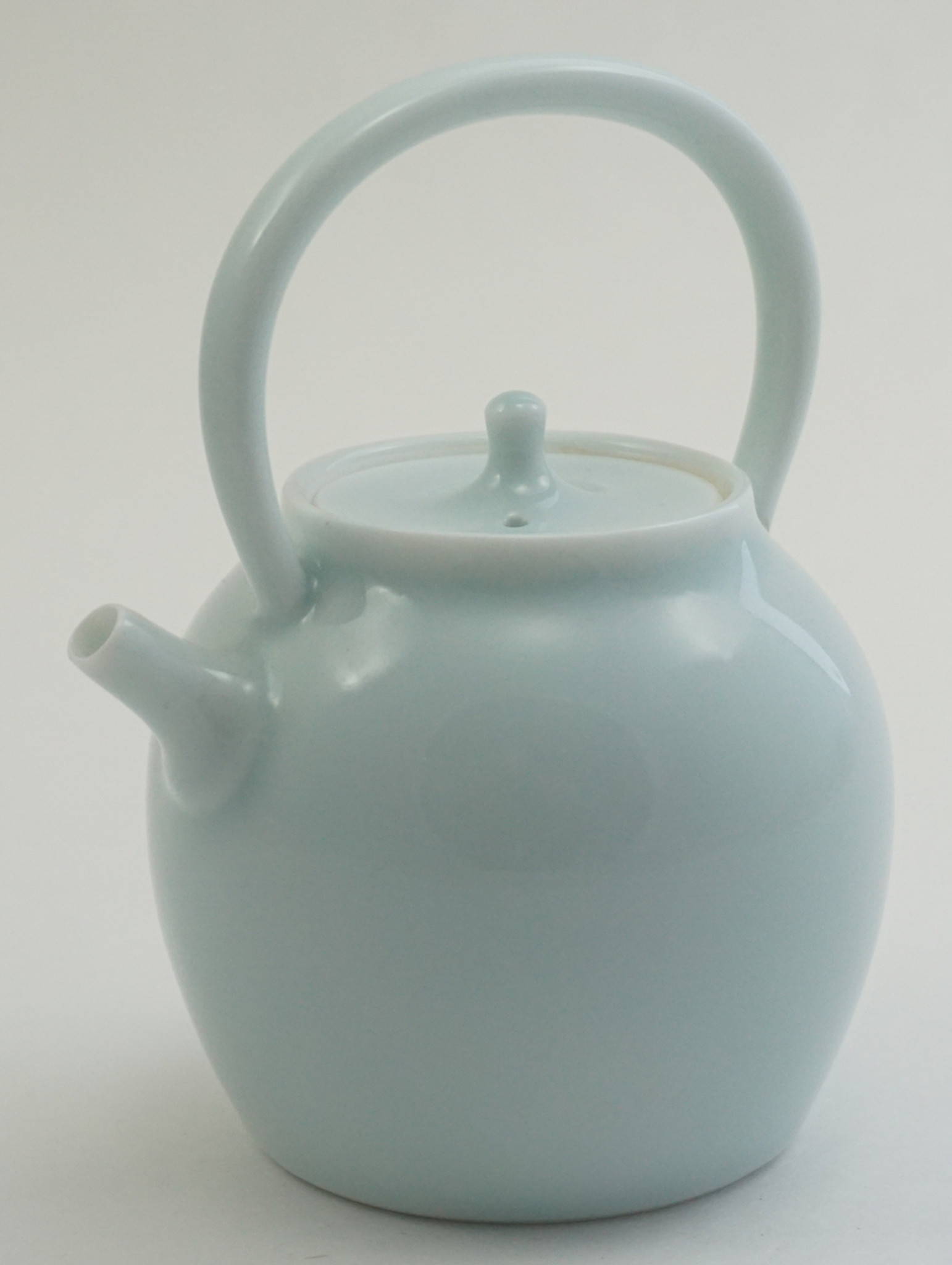 Yar Little Teapot with Squeezed Handle — Pelican Tea