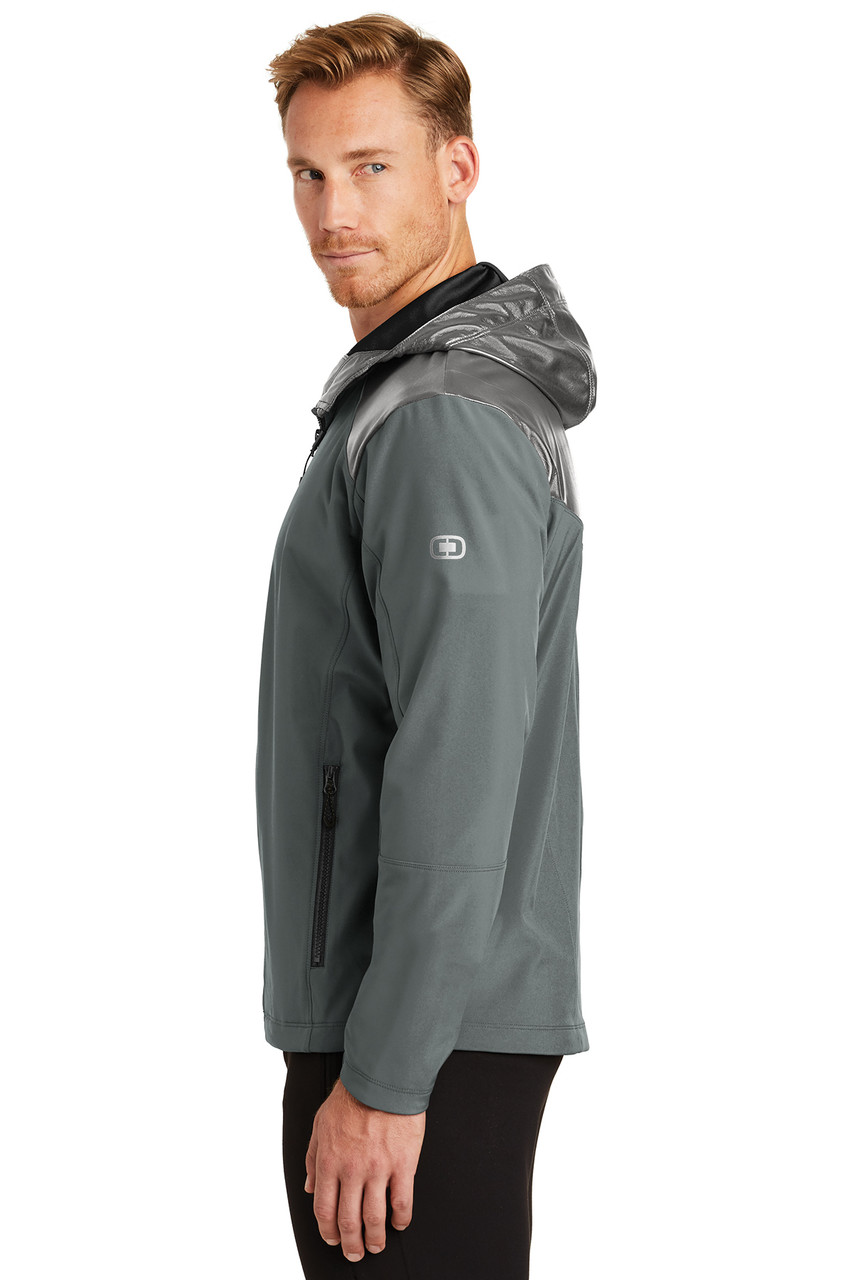 OGIO® ENDURANCE Liquid Jacket. OE723 Diesel Grey Side