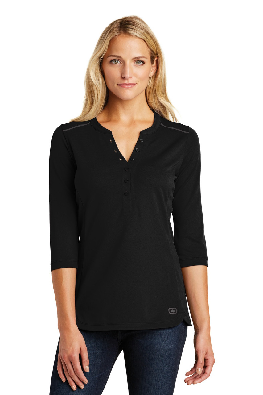 OGIO ® Ladies Fuse Henley. LOG132 Blacktop