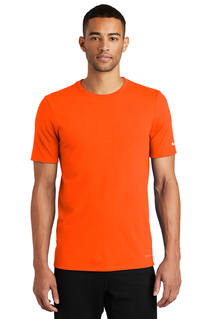 Nike Dri-FIT Cotton/Poly Tee. NKBQ5231 Brilliant Orange