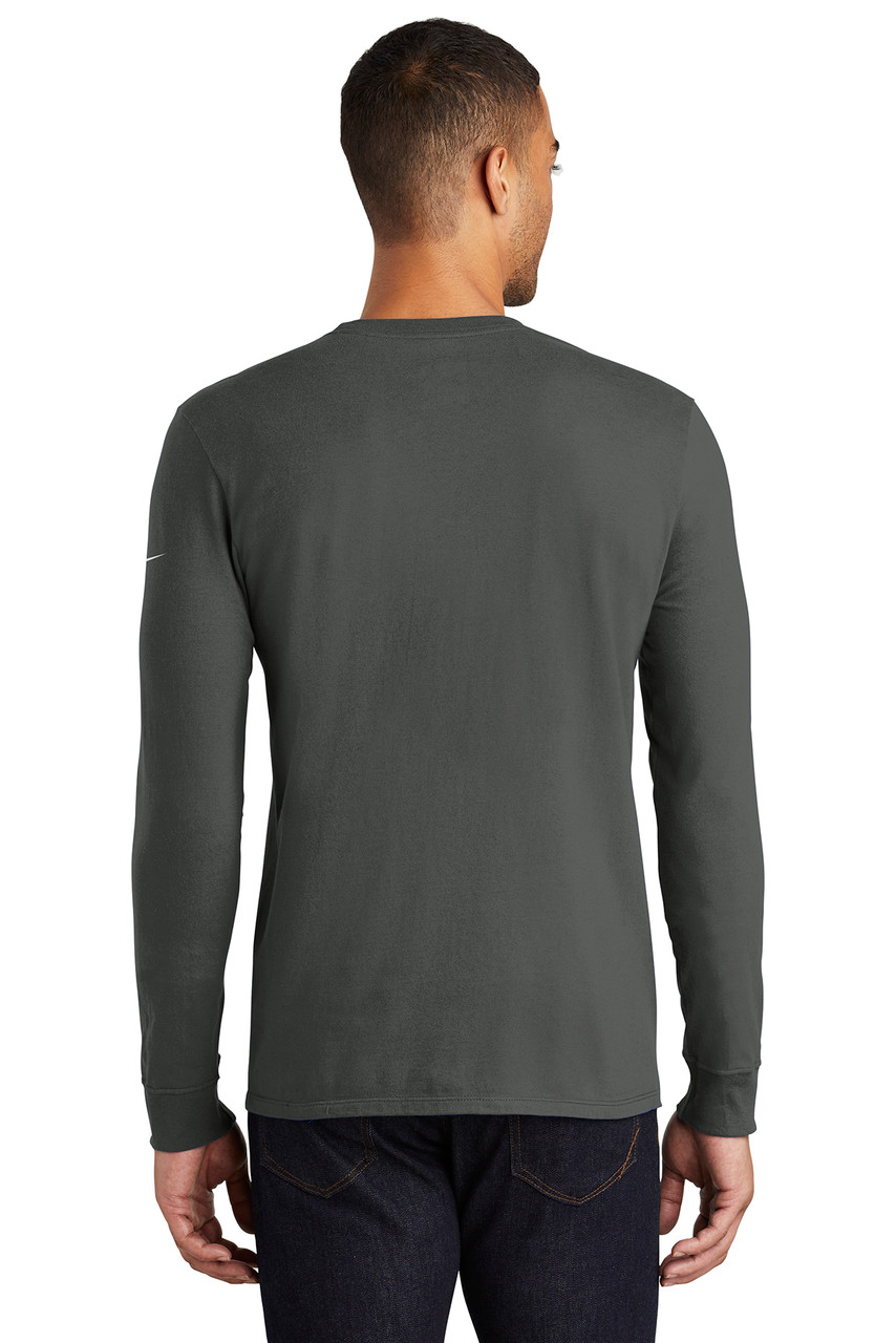 Nike Core Cotton Long Sleeve Tee. NKBQ5232 Anthracite Back