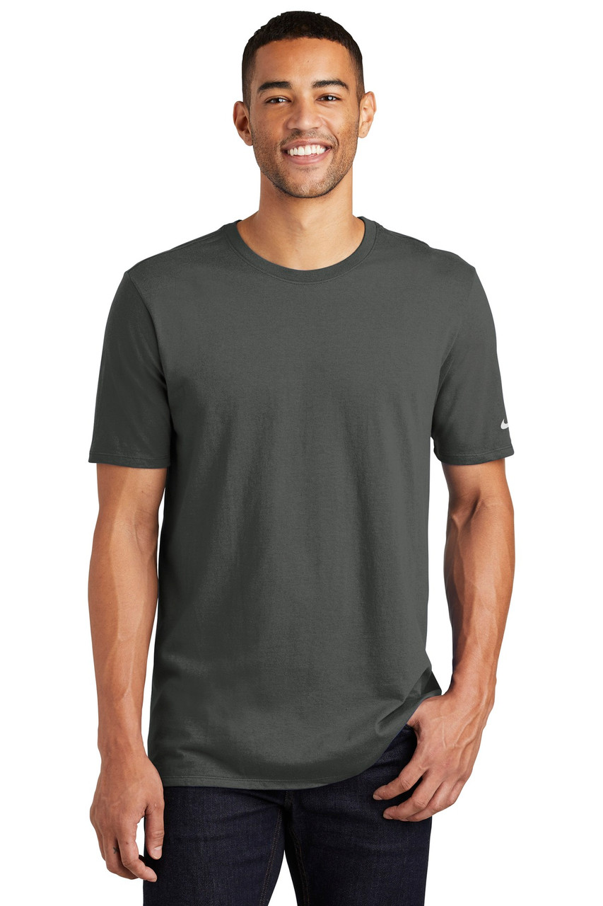 Nike Core Cotton Tee. NKBQ5233 Anthracite