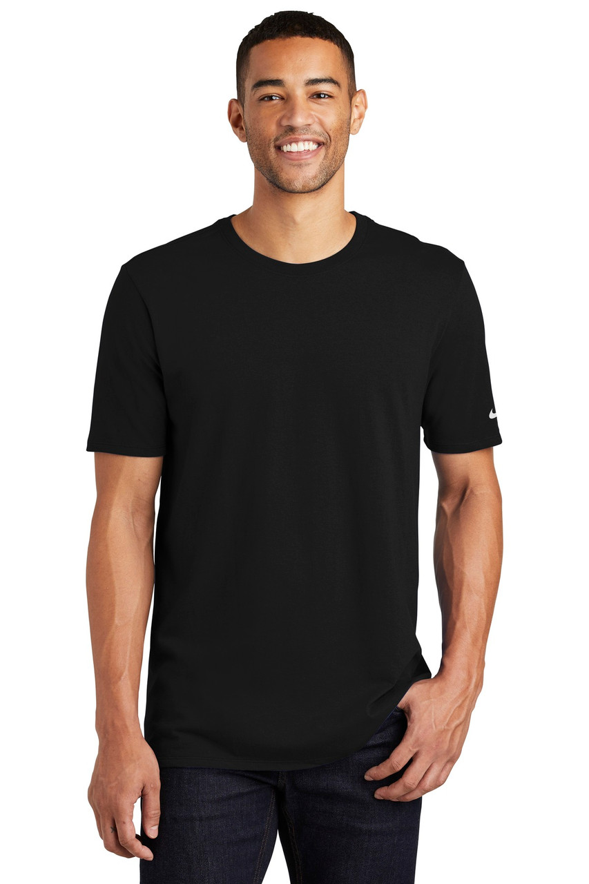 Nike Core Cotton Tee. NKBQ5233 Black