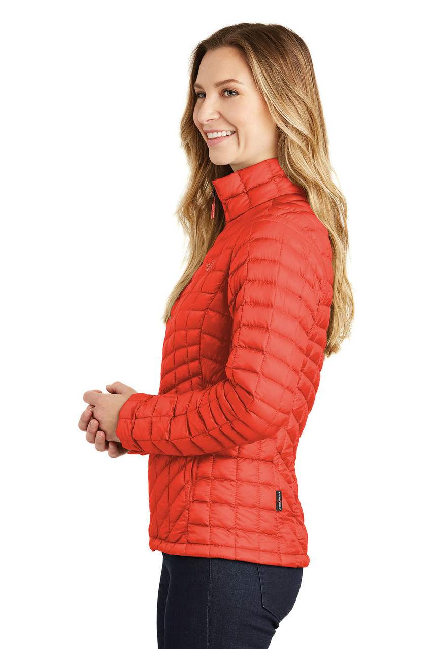 The North Face ® Ladies ThermoBall ™ Trekker Jacket. NF0A3LHK Fire Brick Red Side