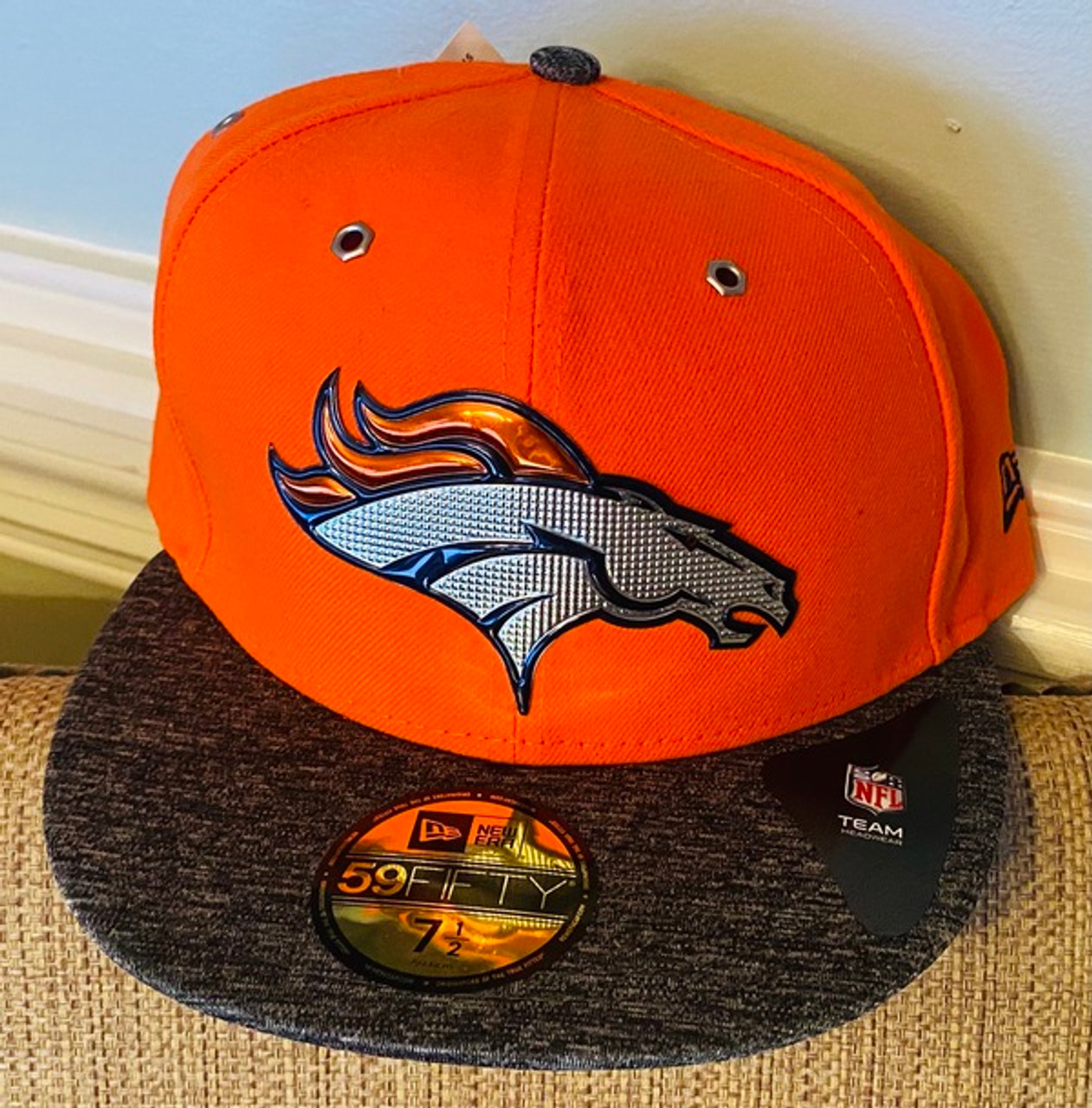 Denver Broncos NFL New Era Authentic Knit Hat New