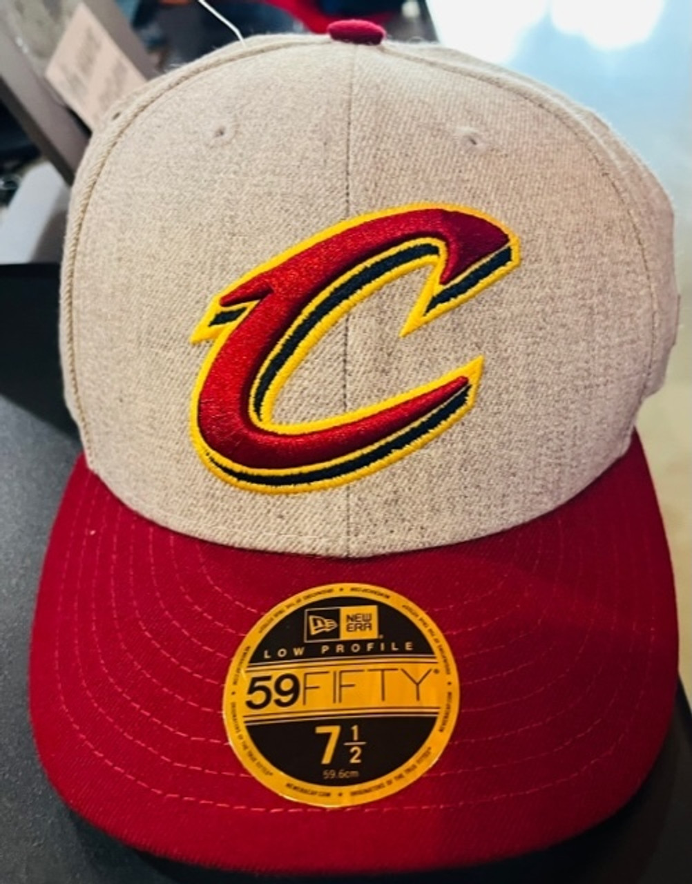 New Era Cleveland Cavaliers NBA Gold on Team 9FIFTY Snapback Hat