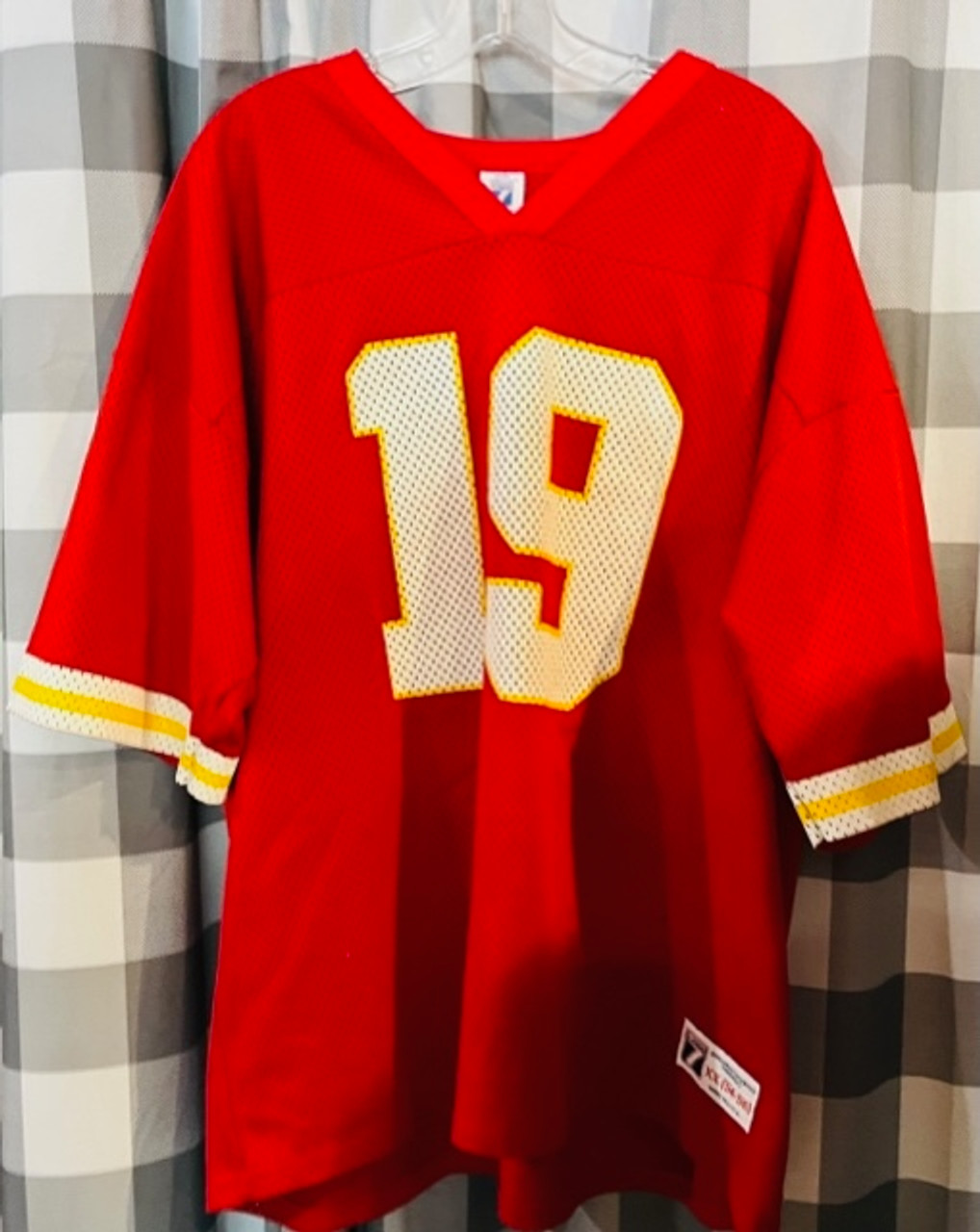 Vintage Kansas City Chiefs #19 Joe Montana NFL jersey by Logo Athletic -  Size L - Vintagesque Sportswear