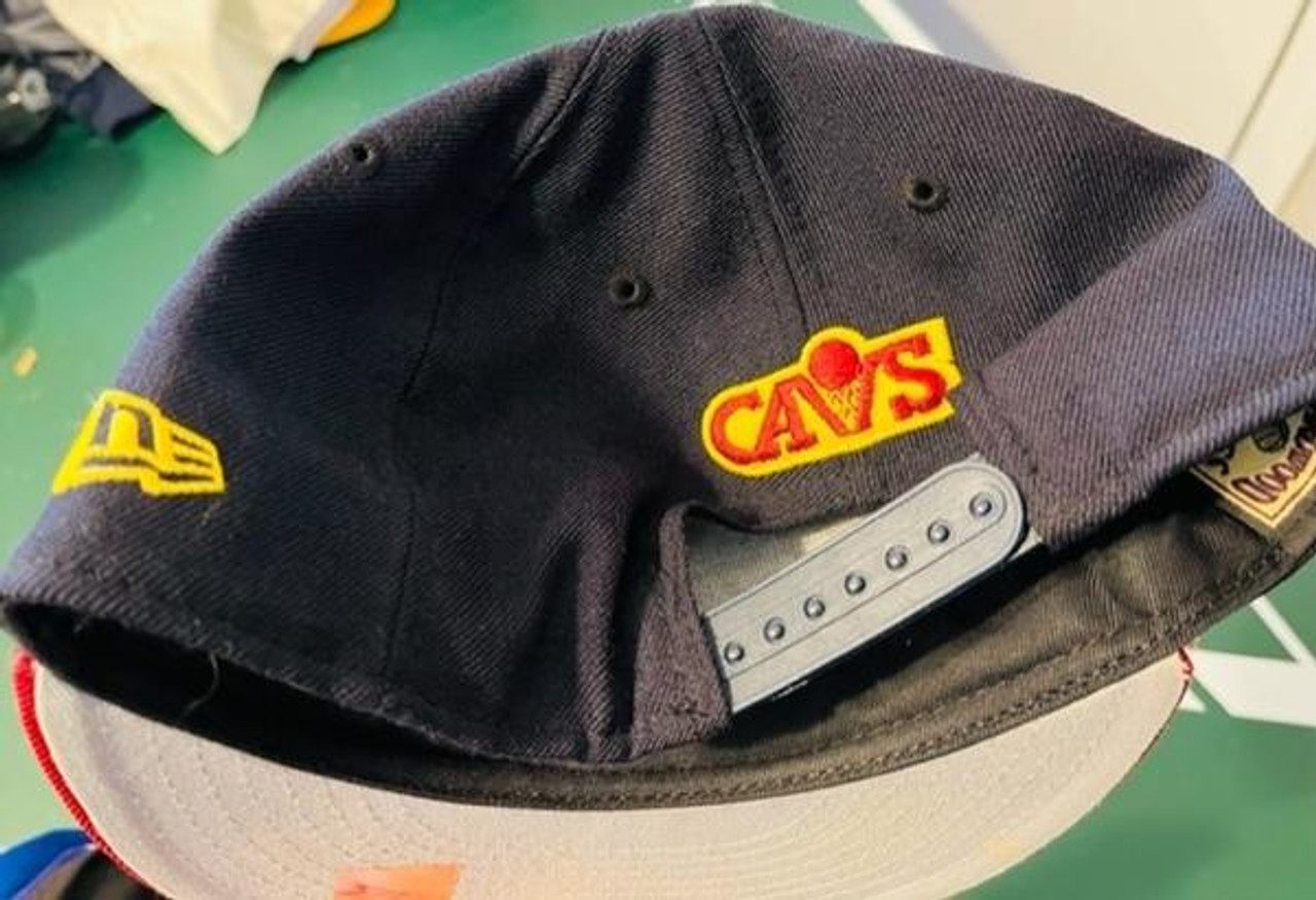 Cleveland Cavaliers NBA New Era 9Fifty Hardwood Classic Snapback