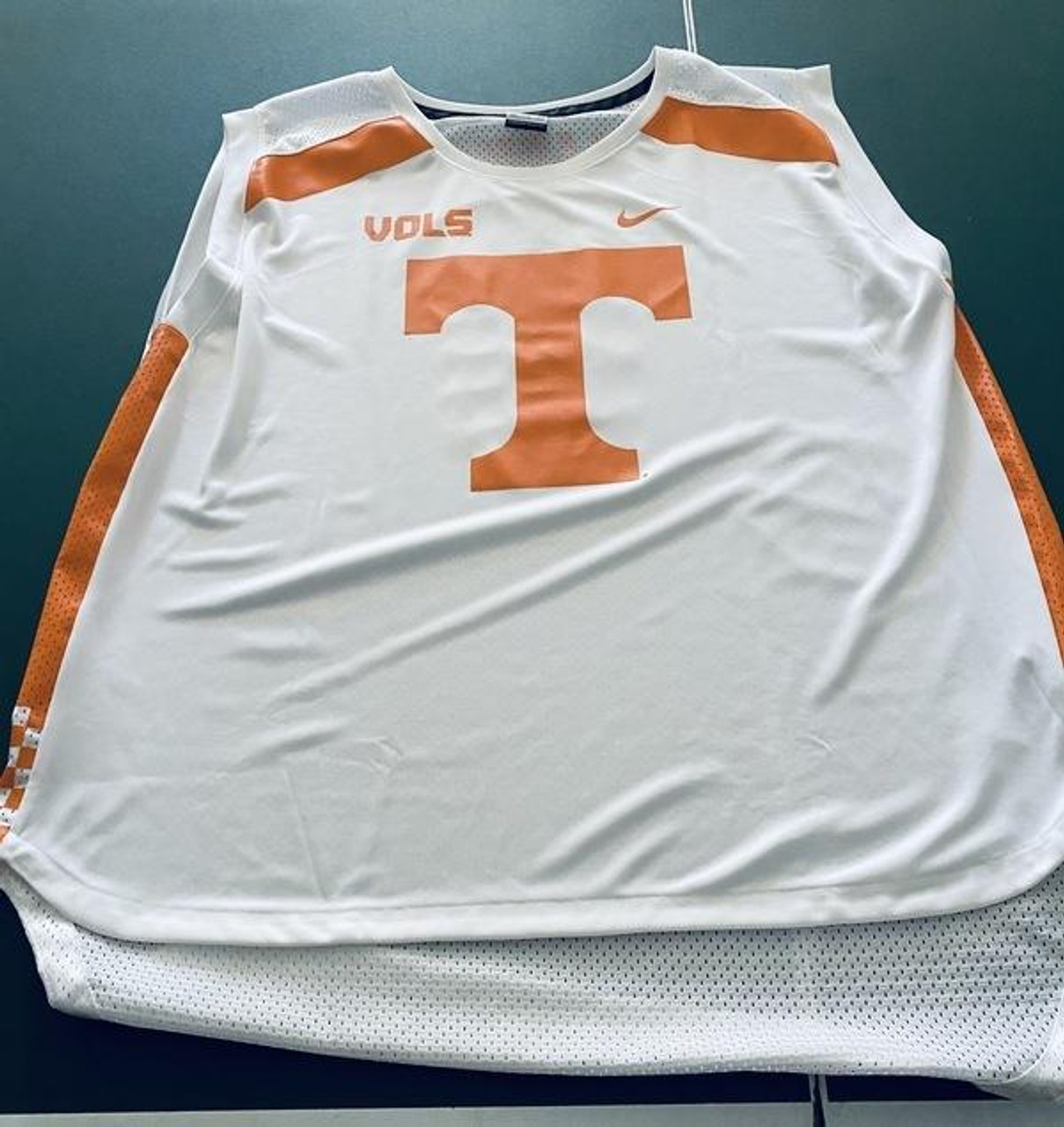 tennessee basketball jersey nike