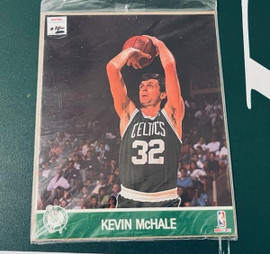 Kevin McHale Boston Celtics Green Jersey 1990 NBA Action Photos Card NBA Hoops