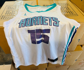 Charlotte Hornets NBA Nike Kemba Walker Sewn Swingman Jersey Adult Large 50 Charlotte Hornets NBA Nike Kemba Walker Sewn Swingman Jersey
