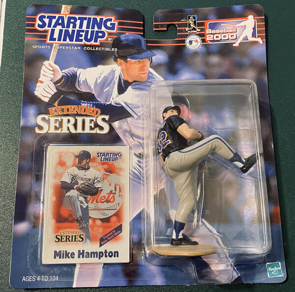 2000 STARTING LINEUP Greg Maddux SPORTS COLLECTIBLES