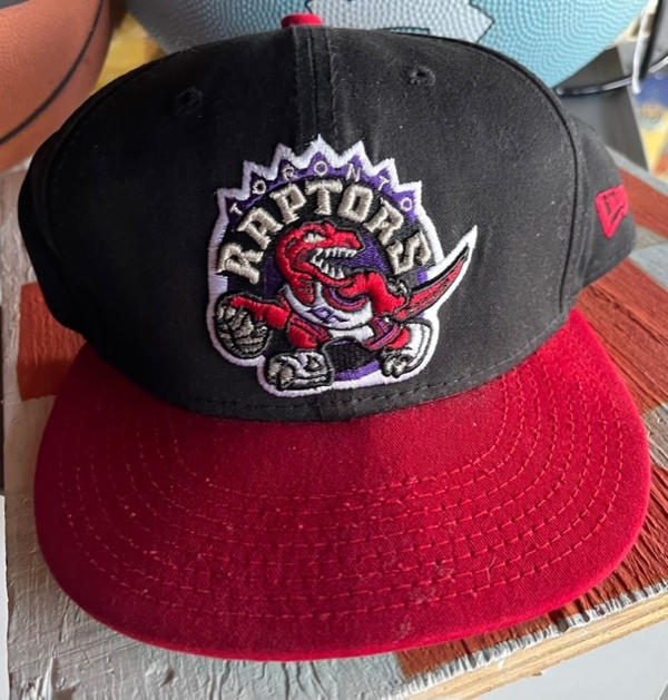 Toronto Raptors New Era Logo 9FIFTY Snapback Hat - Red