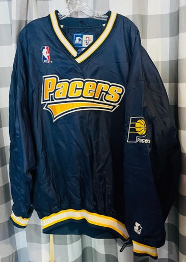 90s Vintage Indiana Pacers sweatshirt by Starter (Men sz. Large)