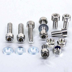 Kit vis trappe de reservoir en Inox Suzuki GSF1200 Bandit 96-00 Kit vis trappe de reservoir en Inox Suzuki GSF1200 Bandit 96-00