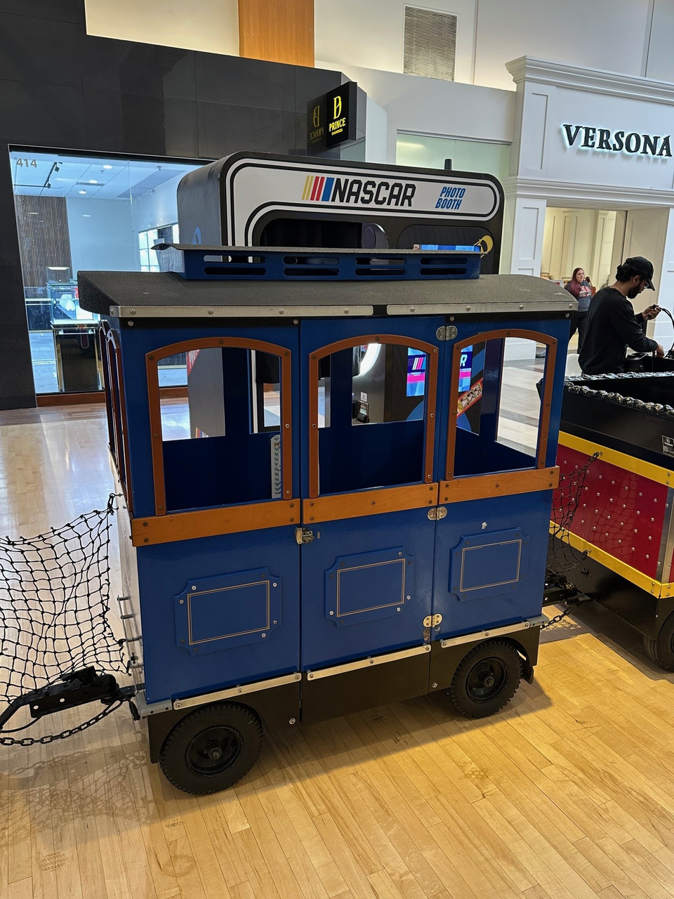 (USED) 2013 Wattman Electric Trackless Train