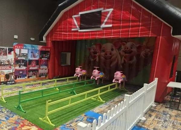 Pig Races - Amusement Ride