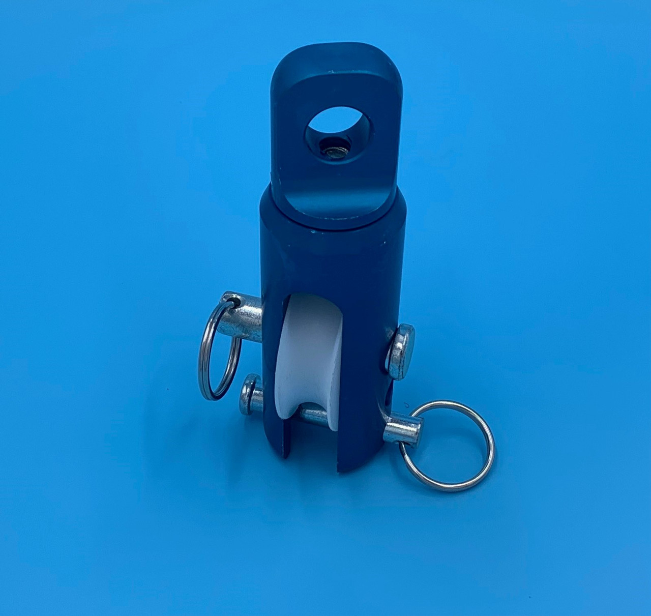 Swivel with Integrated Pulley