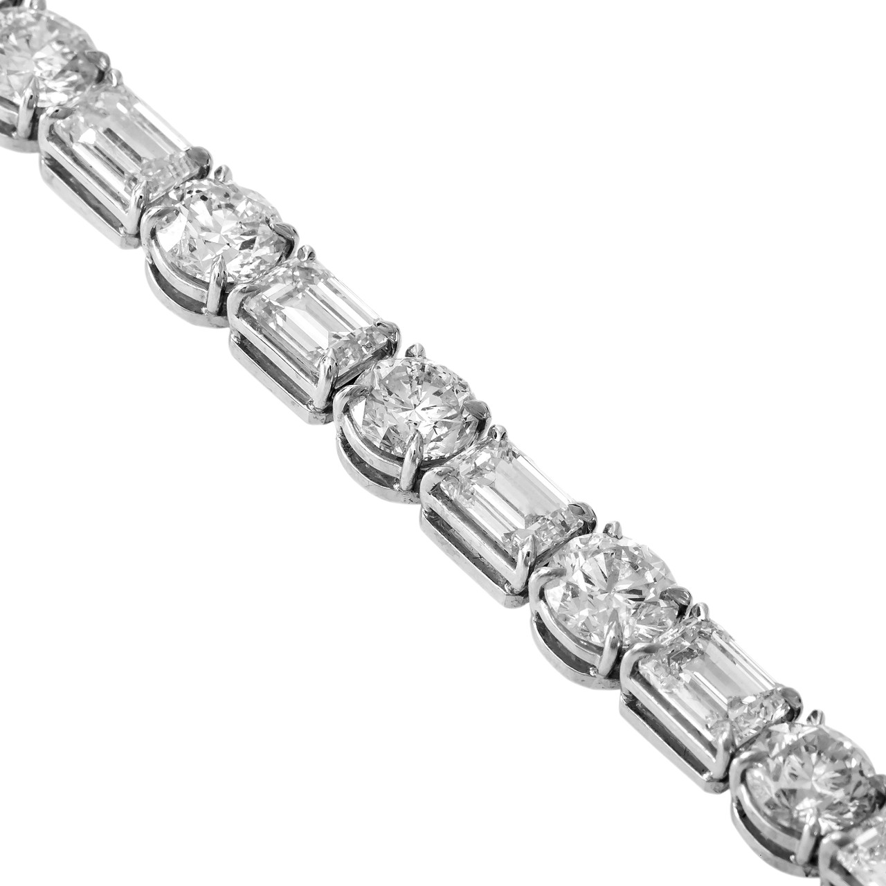 Platinum 1010 Carat Tennis Bracelet Set With 42 Round Brilliant Cut  Diamonds  3AKCE3C7