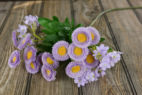 Lavendar Daisy Pick 24in