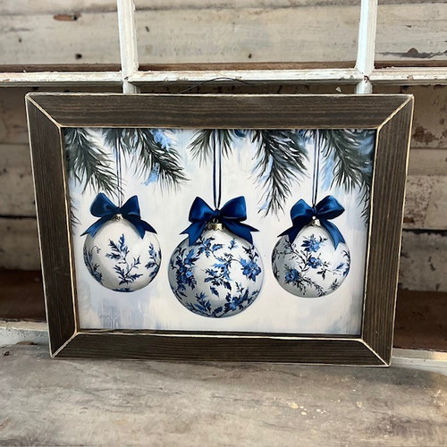 HMK352L Three Blue Ornaments