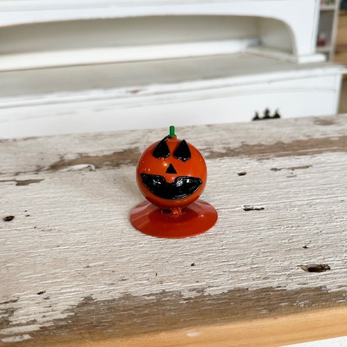 MINI JACK-O-LANTERN