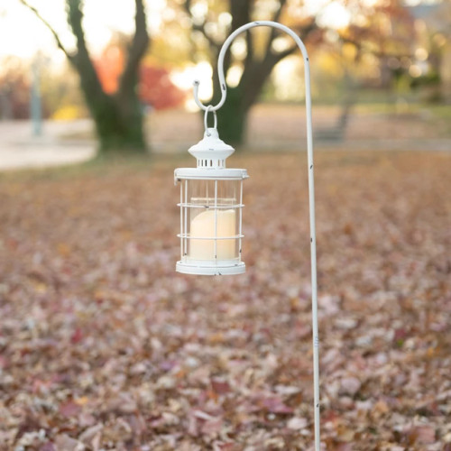 WHITE GARDEN LANTERN W/ STAKE
