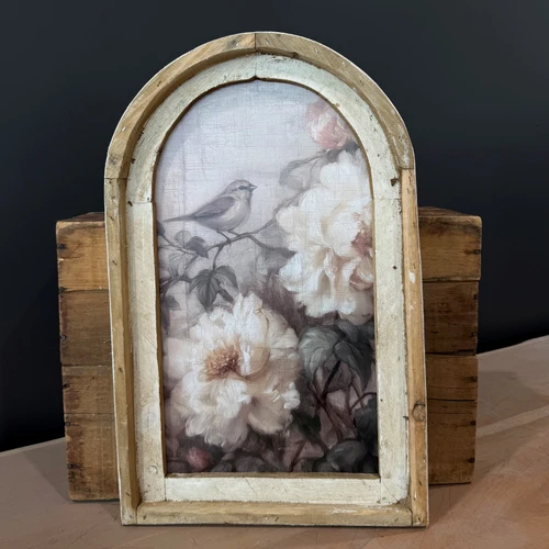 HMK1574A Antiqued Visitor Arch Frame