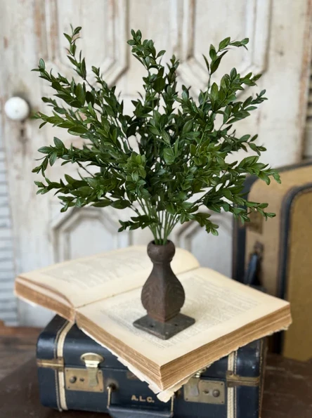 18" Nottswood Leaves Bush