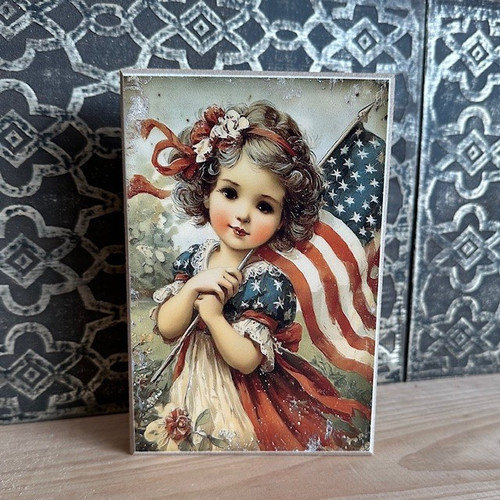 HMK1611B VINTAGE AMERICAN YOUNG GIRL WITH FLAG 4X6 BLOCK