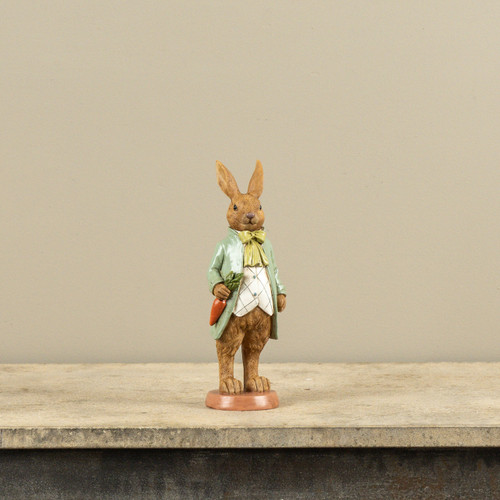 9.5" BUNNY W/ CARROT