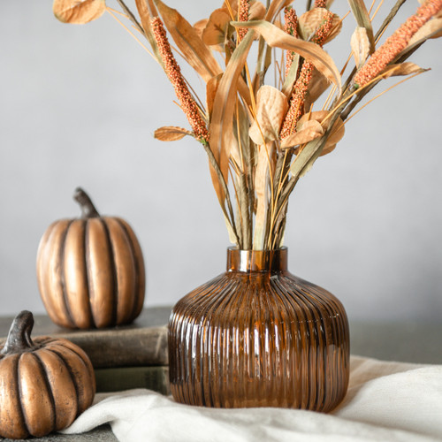 4.25" BROWN GLASS VASE