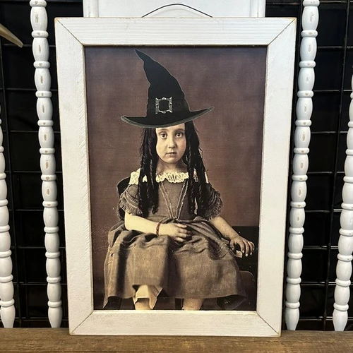 H29 Little Witch