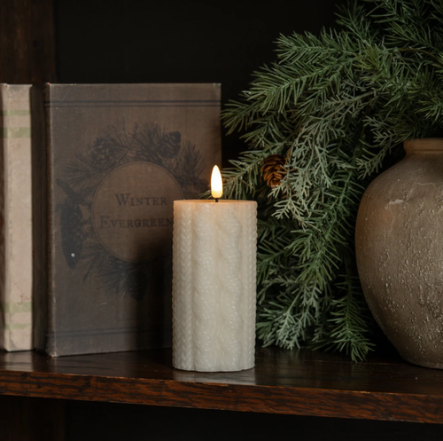 5IN CREAM SWEATER 3D FLAME CANDLE