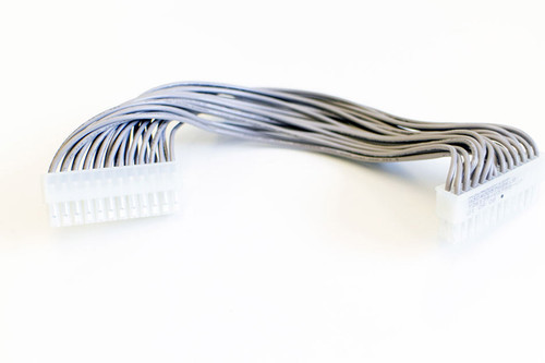Fujitsu Siemens Primergy TX200 S4 power cable, durable, flexible, ideal for server power connections in data centers.