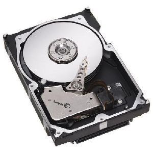 Seagate Cheetah 10K.7 36.8GB 10K RPM SCSI HDD, 8MB cache, 3.5-inch form, ideal for enterprise storage applications.