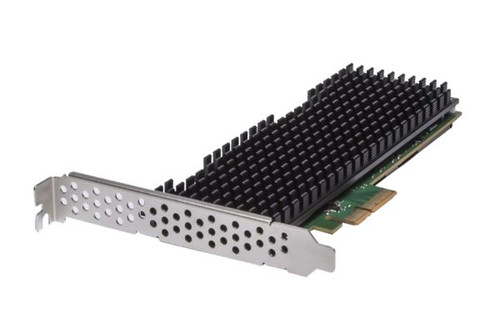 Samsung SM1715 1.6TB MLC PCIe Gen 3.0 NVMe SSD for enterprise data caching in servers.