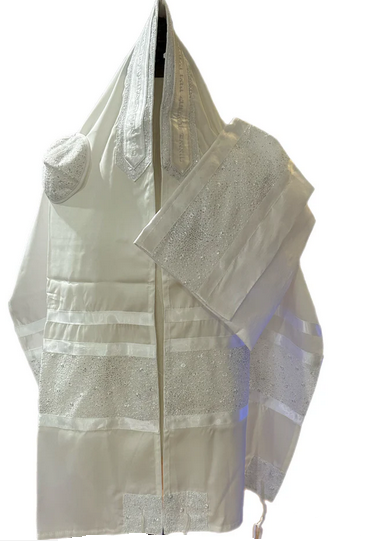 Michal White Floral with Sparkly Silver