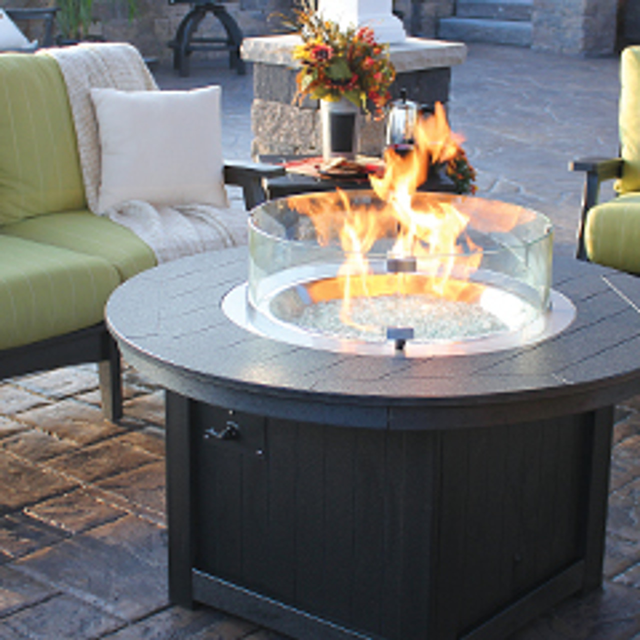 Fire Pits & Tables